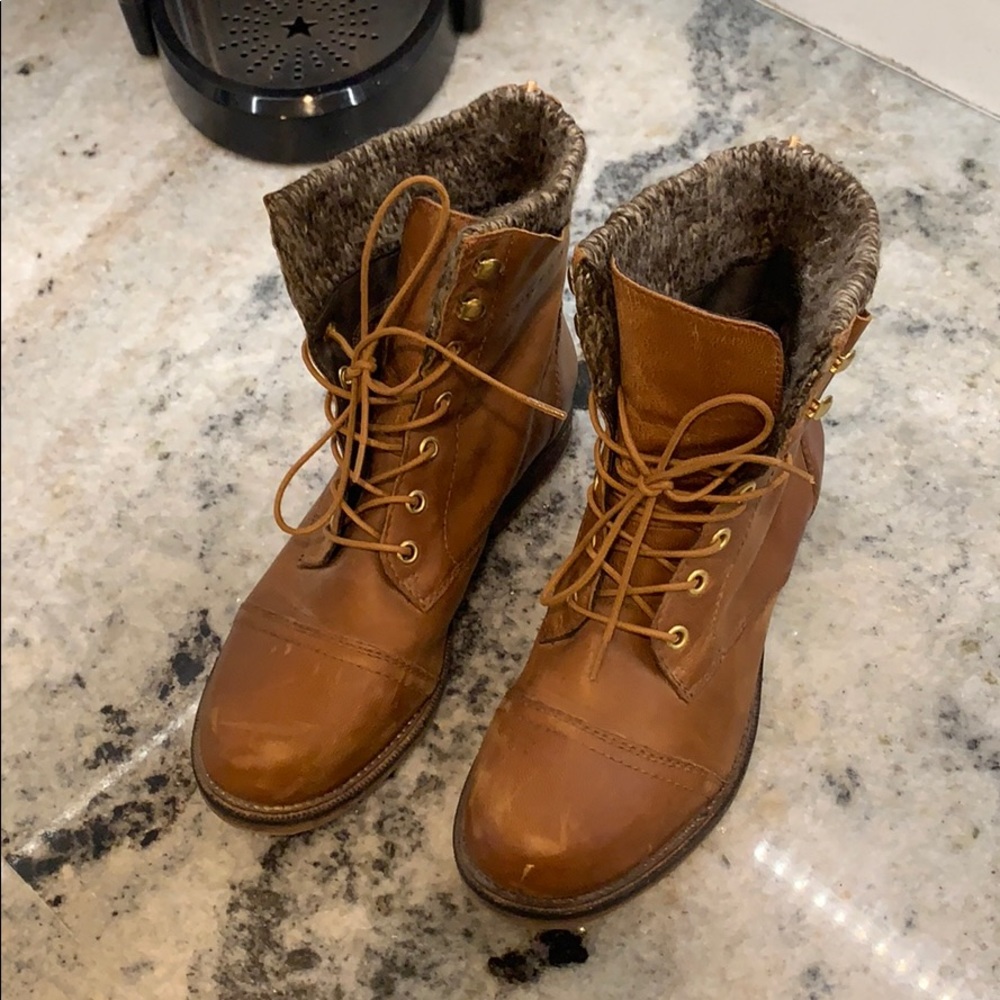 Steve Madden shoes size 6.